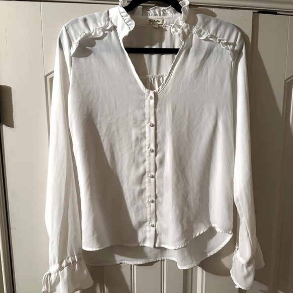 Lily White Pearl Blouse - Picture 1 of 5